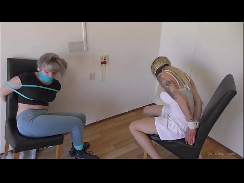 ❤️ Viciado / amarrado e amordaçado / donzela em apuros ️❌ Porno fodido em pt.com-porn-zog.ru ❌❤